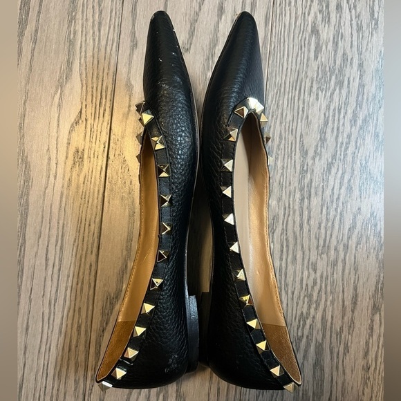 Valentino Garavani:  Rockstud Leather Ballet Flats - Picture 5 of 8